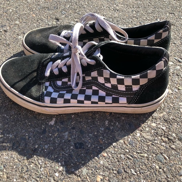 Vans lace up sneaker - Picture 2 of 3